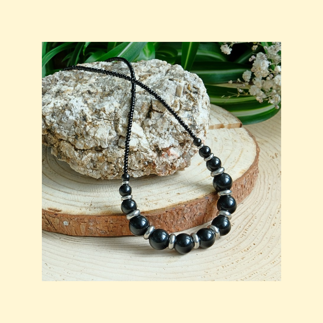 Náhrdelník z přírodního minerálu obsidiánu