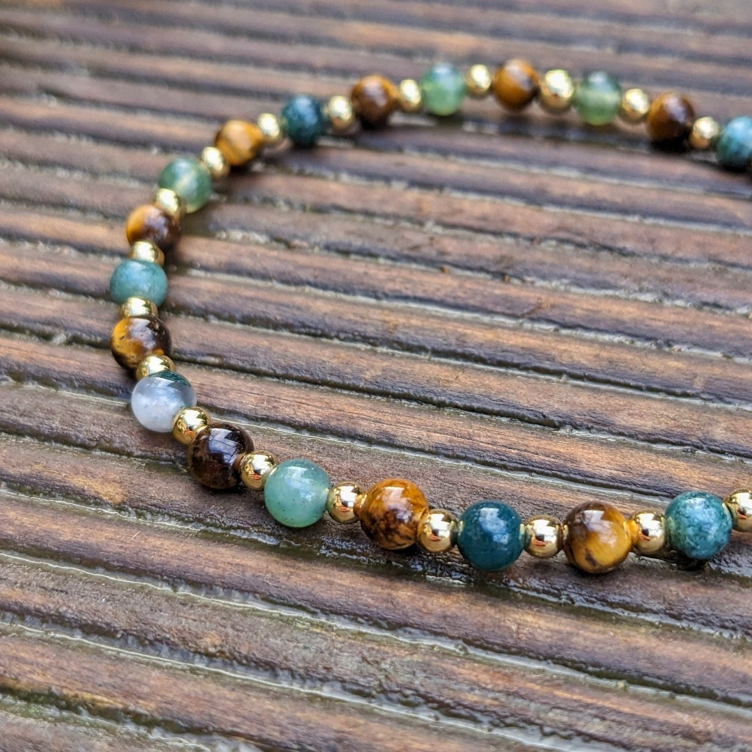 Náramek z mineralních kamenů tygřího oka a mechového achátu