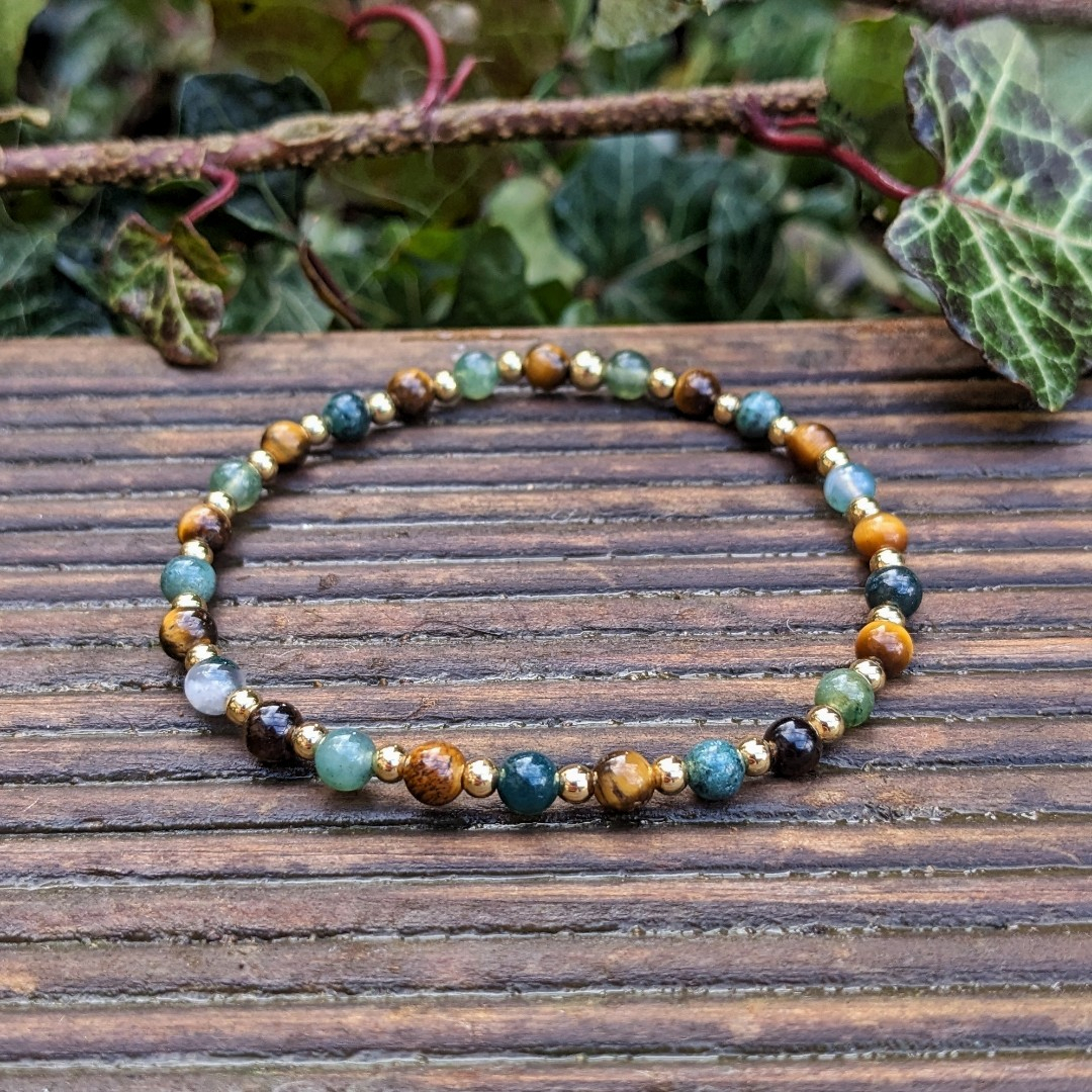 náramek z mineralních kamenů tygřího oka a mechového achátu