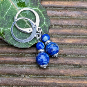 naušnice z lapisu lazuli