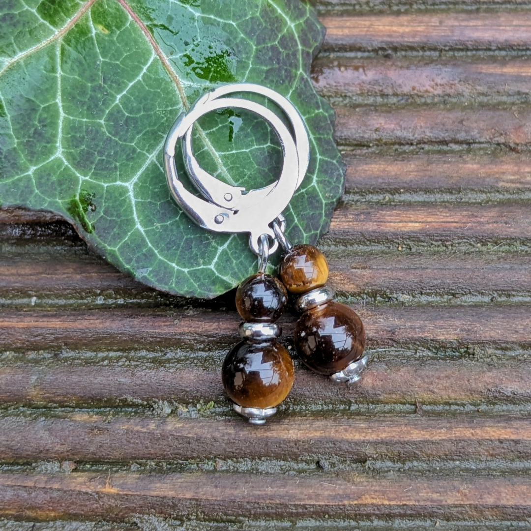 Naušnice z mineralních kamenů tygřího oka a mechového achátu