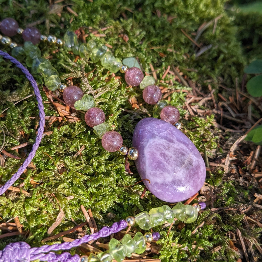 náhrdelník z minerálních kamenů