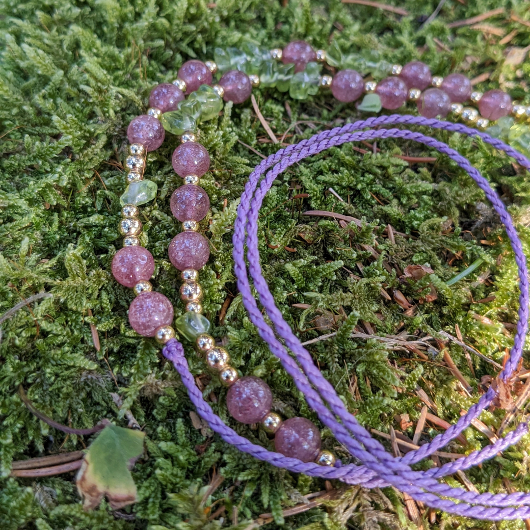 náhrdelník z minerálních kamenů